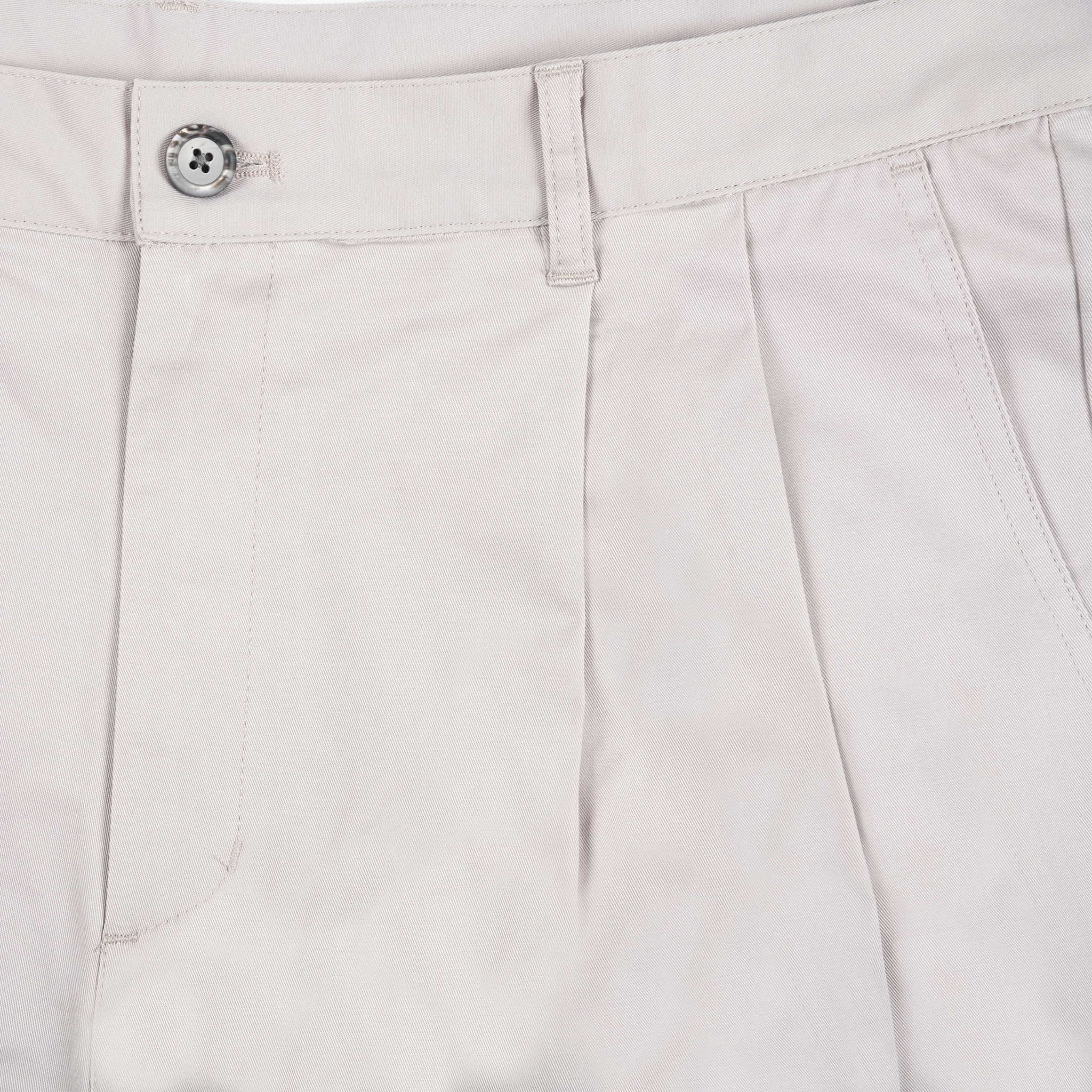 Double Pleated Shorts Light Grey